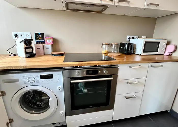 Rue Des Presidents - 2-4 Pers - 300m De La